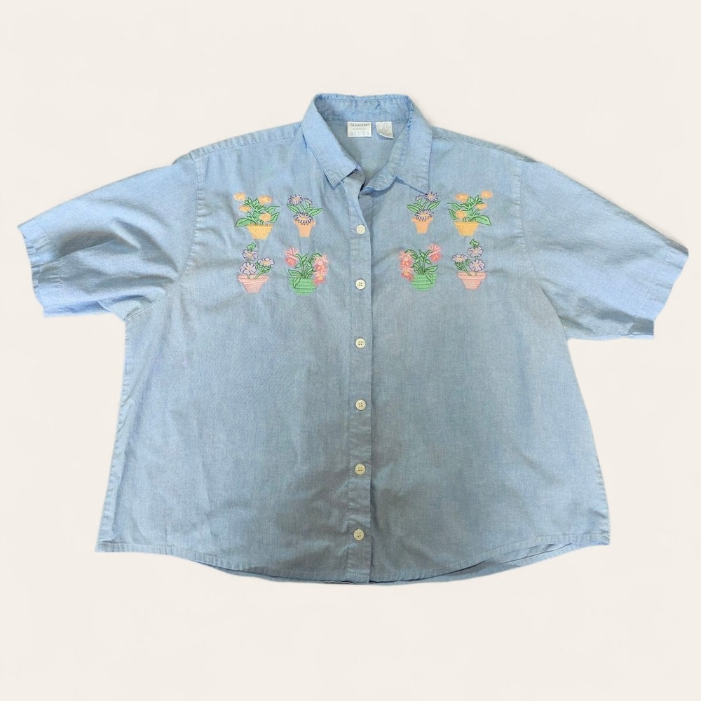 Vintage‎ Mystic Blues Blue Floral Embroidered Short Sleeve Button Up Shirt